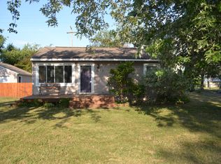3100 Van Zandt Rd, Waterford, MI 48329