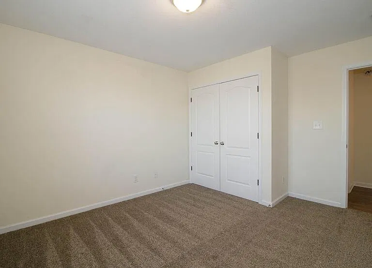 1720C Thistlewood Dr — Photo 9