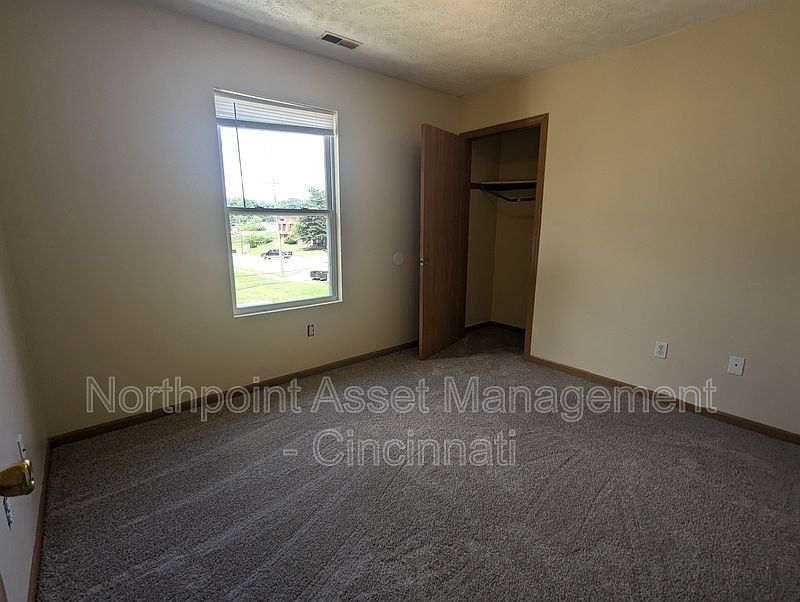 1st image of 2463 Boudinot Ave