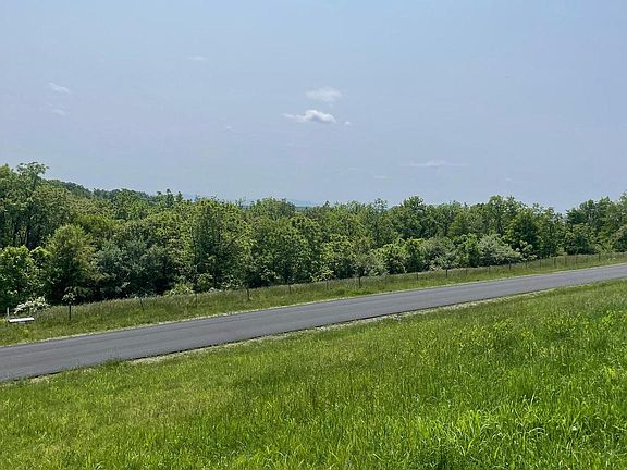 2nd image of LOT 60 Gravenstein Ct