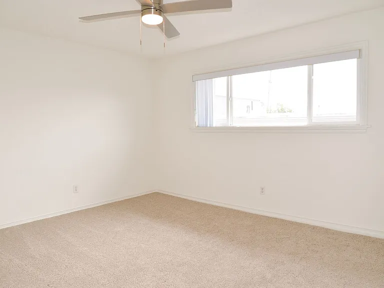 34036 Amber Lantern St — Photo 14