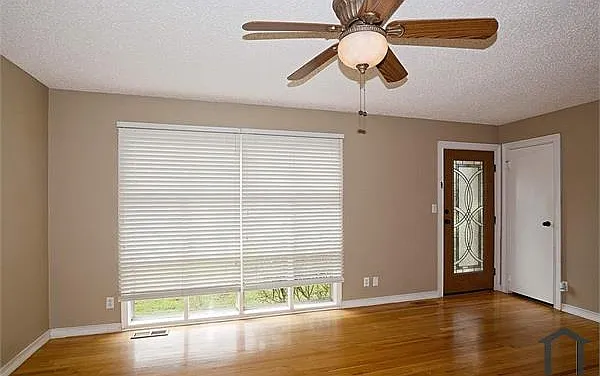 515 Carter Dr — Photo 5