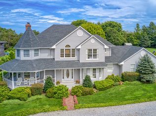 560 Grandview Dr, Orient, NY 11957