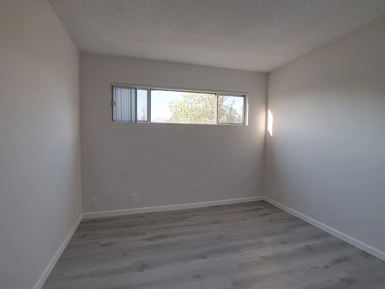 1301 Michigan Ave — Photo 6