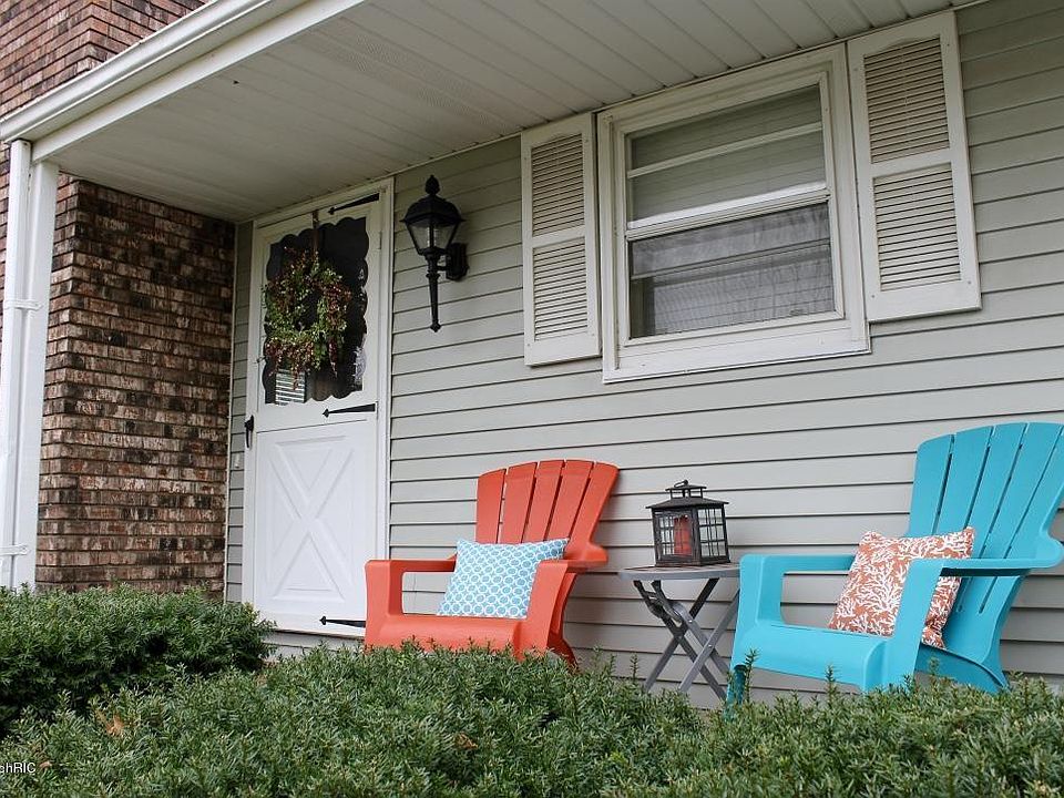 1st image of 2592 Cherrywood Ct #10