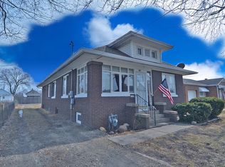 210 18th Ave, Naplate, IL 61350