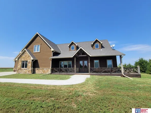 2451 280th Rd, Seward, NE 68434