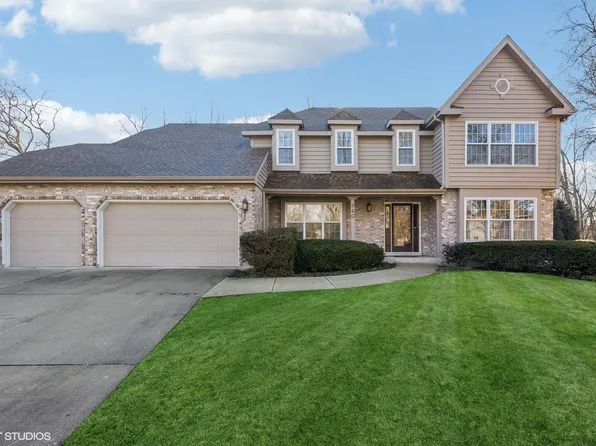 940 Rockbridge Rd, Naperville, IL 60540