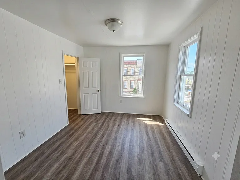 39 Elm St — Photo 4