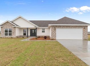 9243 Salter Rd, Milton, FL 32571