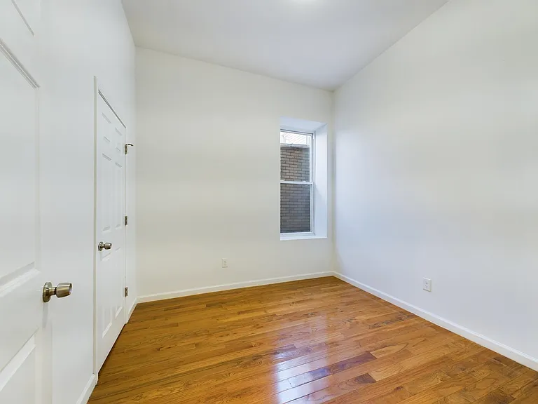 137 Monticello Ave #4 — Photo 19