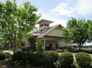 4716 Grandview Pkwy, Flowery Branch, GA 30542