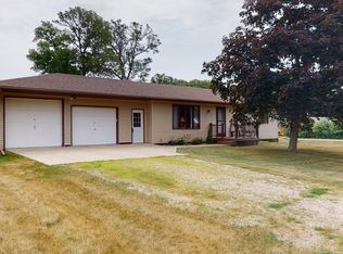 501 3rd Ave, Freeborn, MN 56032