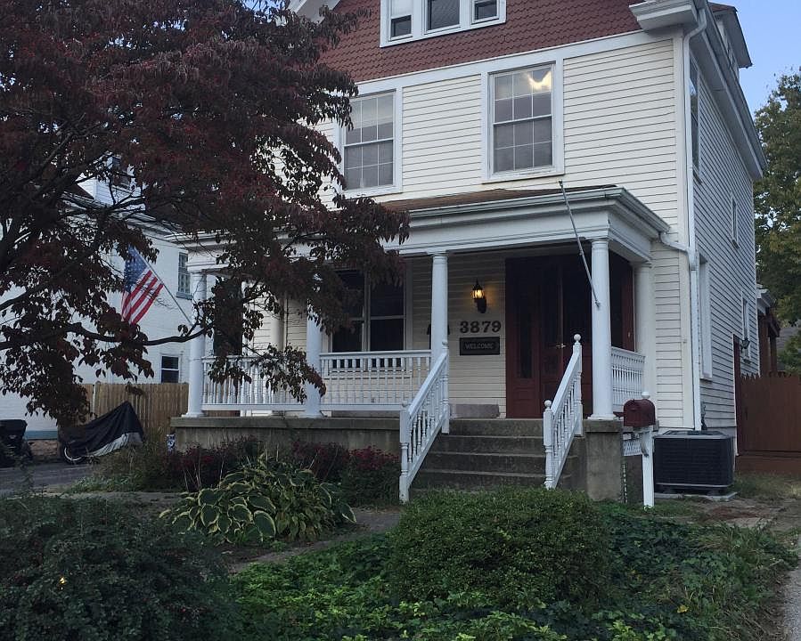 1st image of 3879 Isabella Ave