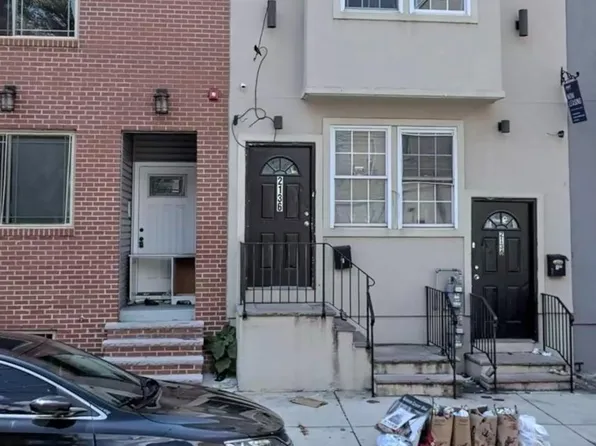 1744 French St, Philadelphia, PA 19121