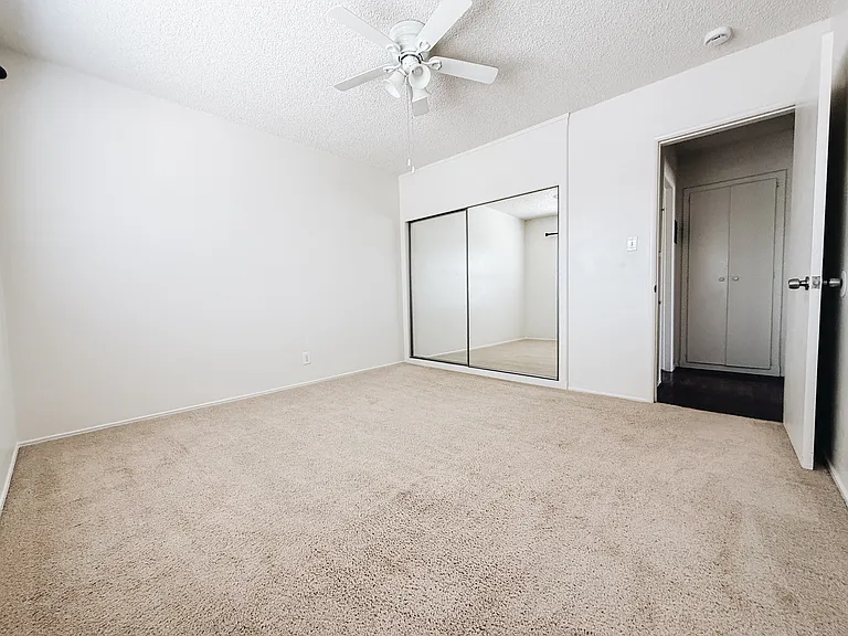 17915 Crenshaw Blvd #4 — Photo 6