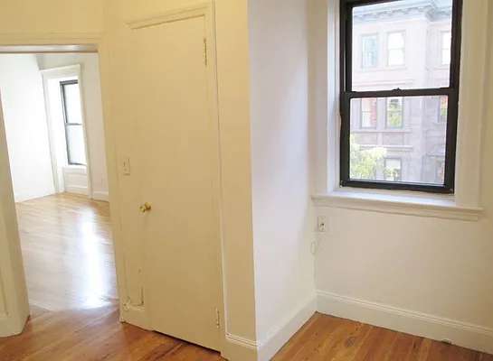 Rented by Keller Williams NYC | media 25