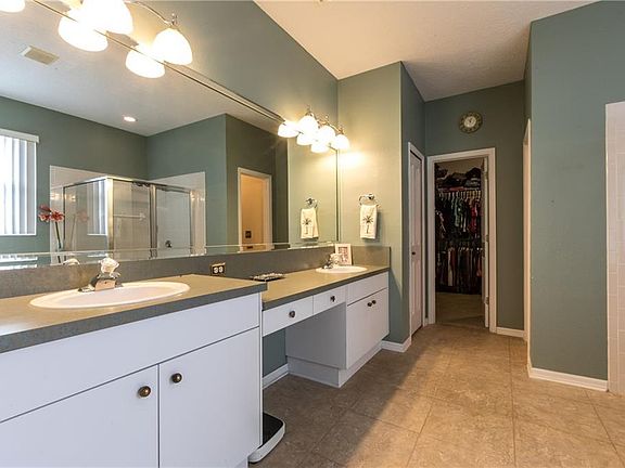 3rd image of 1143 Wyndham Lakes Dr