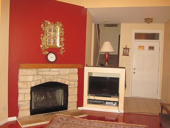 3rd image of 205 Tanglewood Dr #34