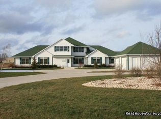 10566 Cutstone Ct #D11, Sister Bay, WI 54234