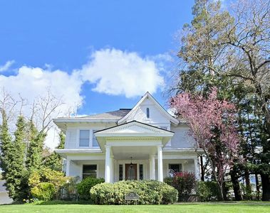 751 NW 4th St, Grants Pass, OR, 97526