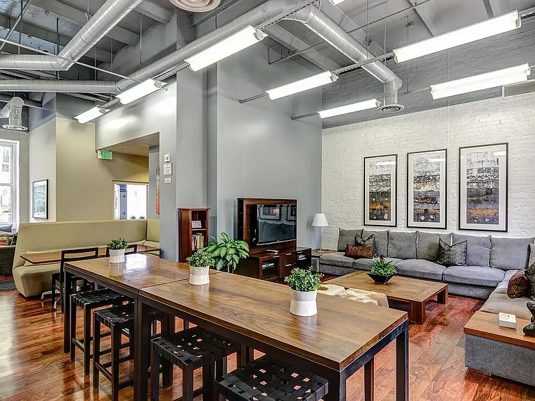 1431 Pacific Hwy — Photo 17