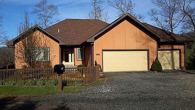 1st image of 541 Capitol City Dr