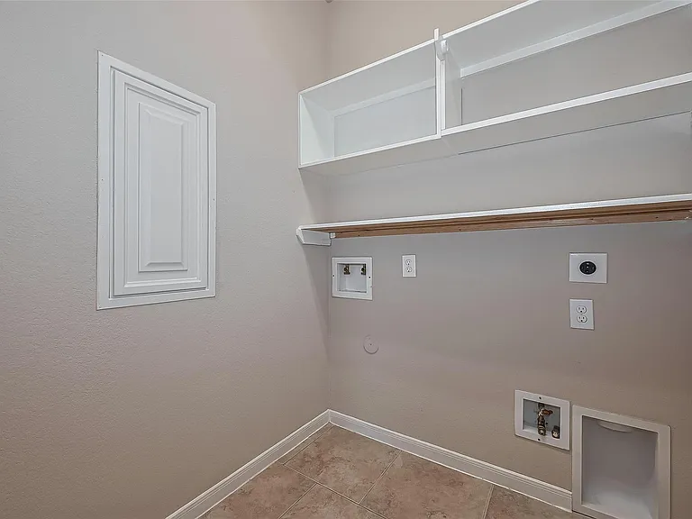 15 Wenoah Pl — Photo 16