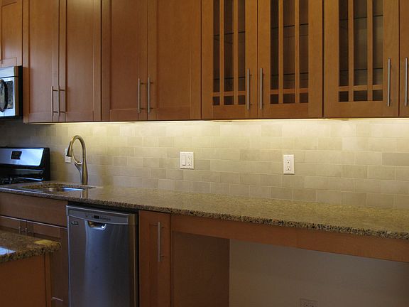 Beautiful Eat in Kitchen with Brand New Granite Counter-tops