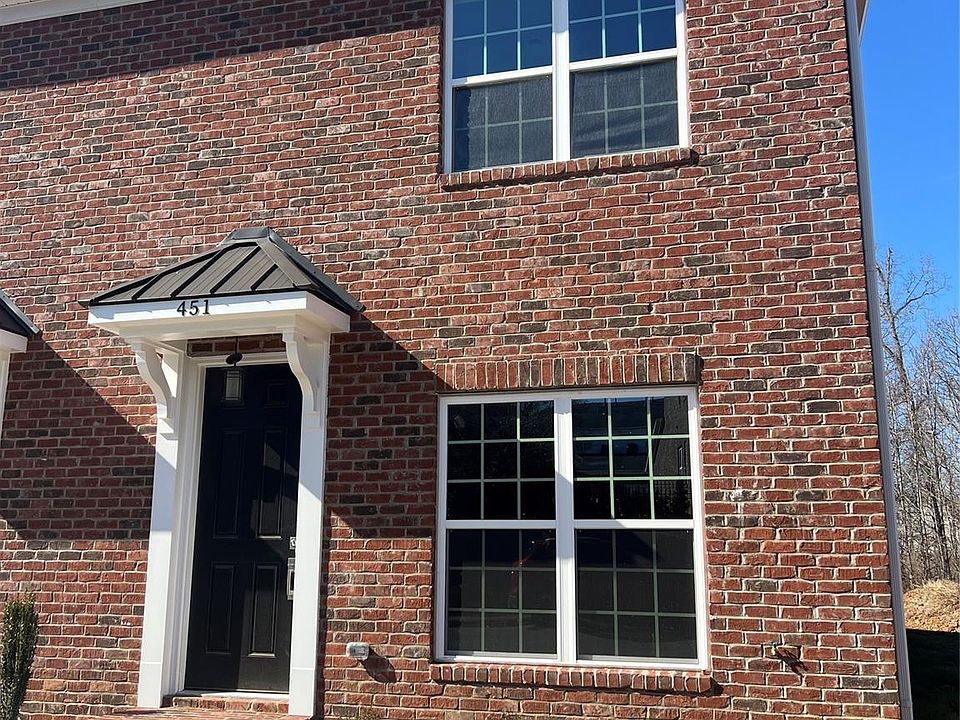 2nd image of 451 Beacon St NW #6