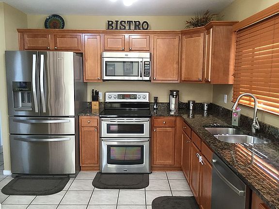 5th image of 34060 Cherry Hill Ln
