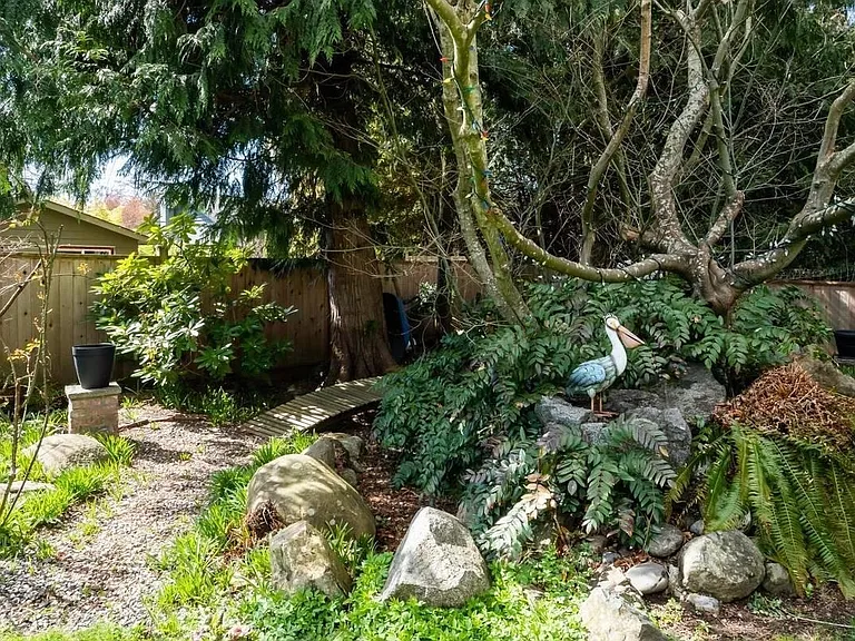 5368 1a Ave #UPPER — Photo 3