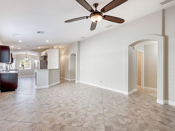 5th image of 5946 Sierra Medina Ave