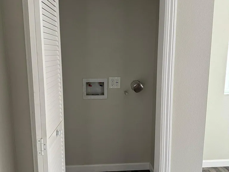 3624 Walnut St #1 — Photo 2
