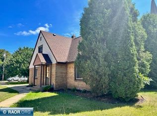 120 Adams Ave, Eveleth, MN 55734