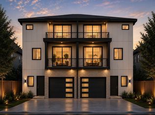 15738 96th Ave #101, Surrey, BC V4N2L2
