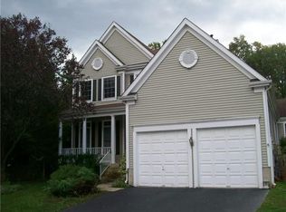 2668 Hillsman St, Falls Church, VA 22043