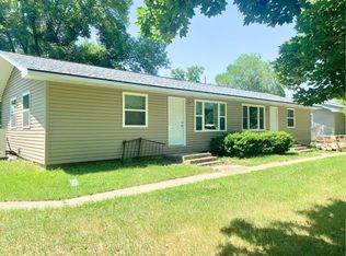 21 5th Ave NW #2, Pocahontas, IA 50574