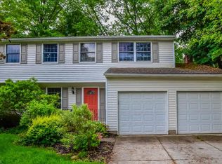 4147 Leewood Rd, Stow, OH 44224