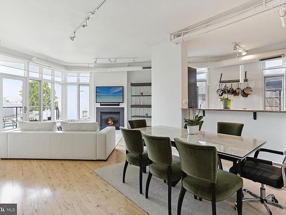 3rd image of 1700 Kalorama Rd NW APT 312