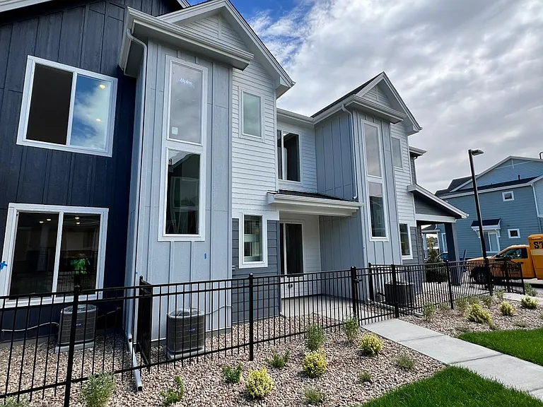 1849 S Poplar Ct — Photo 1