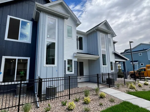 1849 S Poplar Ct, Denver, CO 80224