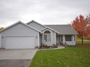 401 Dewey St, Moro, OR 97039