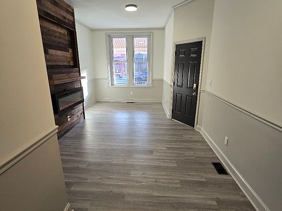 4th image of 3217 W Montgomery Ave #A