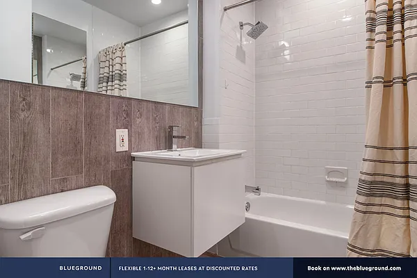 Rented by The Blueground | media 43