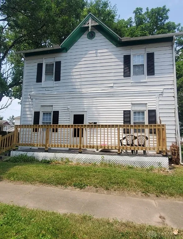 409 N 4th St photo 1