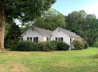 453 Chestnut Point Rd, Lancaster, VA 22503