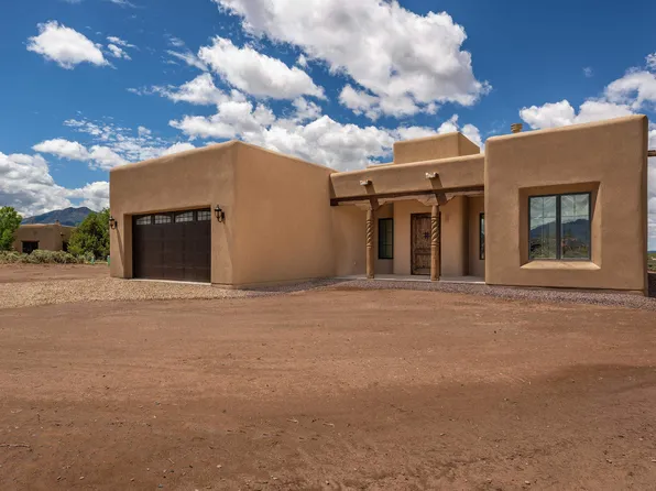 1 Mesa Encantada, Ranchos de Taos, NM 87557