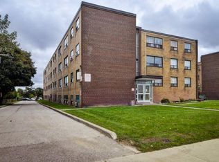 1545 Birchmount Rd, Toronto, ON M1P 2H2
