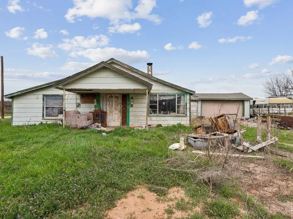 516 W Dallas St, Crowell, TX 79227